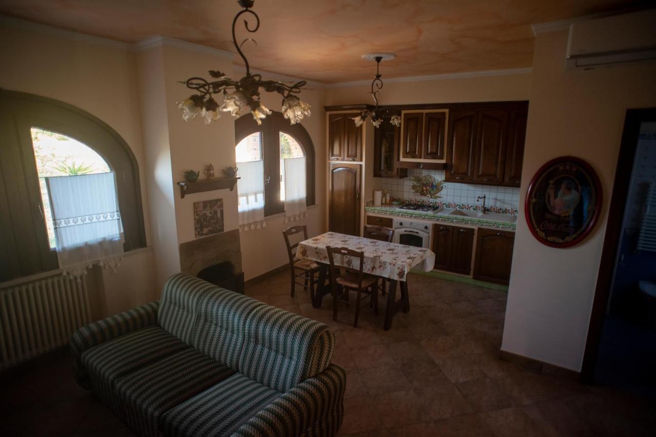 La Ginestra Otel Castel San Lorenzo Dış mekan fotoğraf