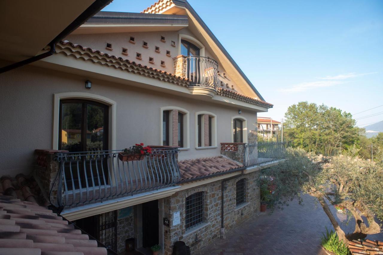 La Ginestra Otel Castel San Lorenzo Dış mekan fotoğraf