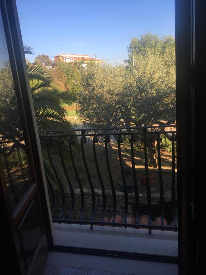 La Ginestra Otel Castel San Lorenzo Dış mekan fotoğraf