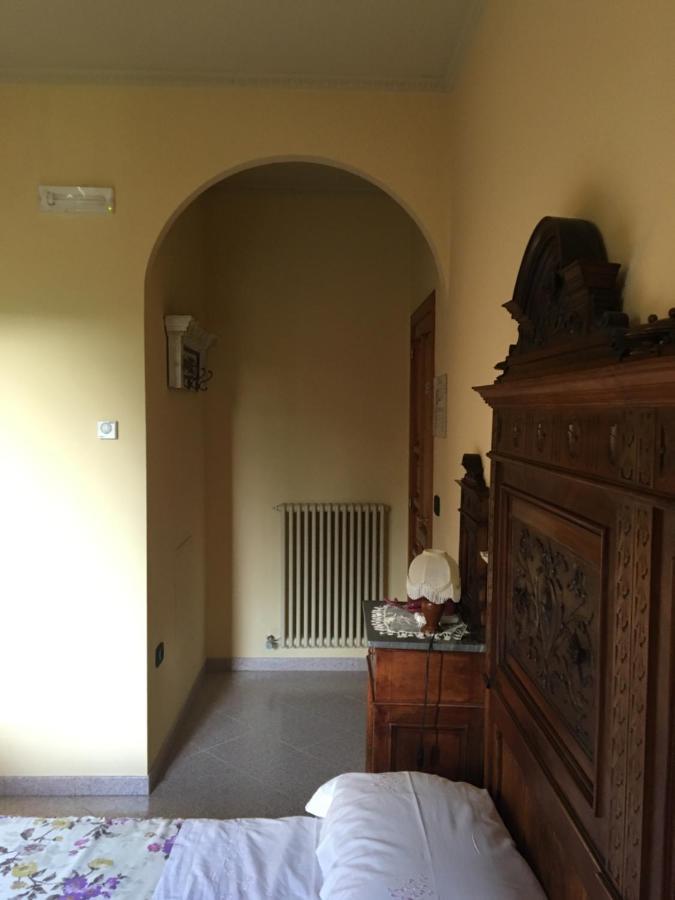 La Ginestra Otel Castel San Lorenzo Dış mekan fotoğraf