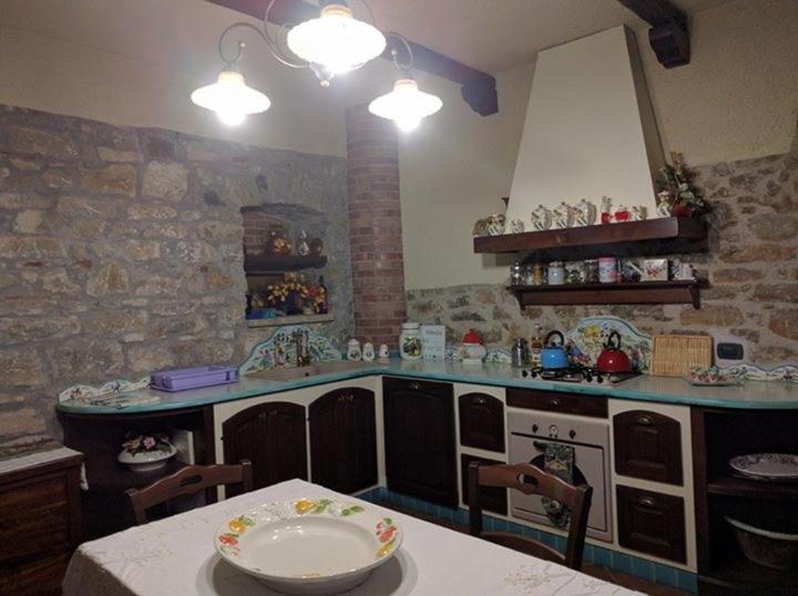 La Ginestra Otel Castel San Lorenzo Dış mekan fotoğraf