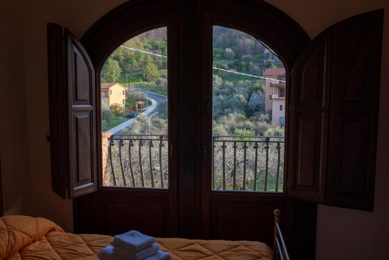 La Ginestra Otel Castel San Lorenzo Dış mekan fotoğraf