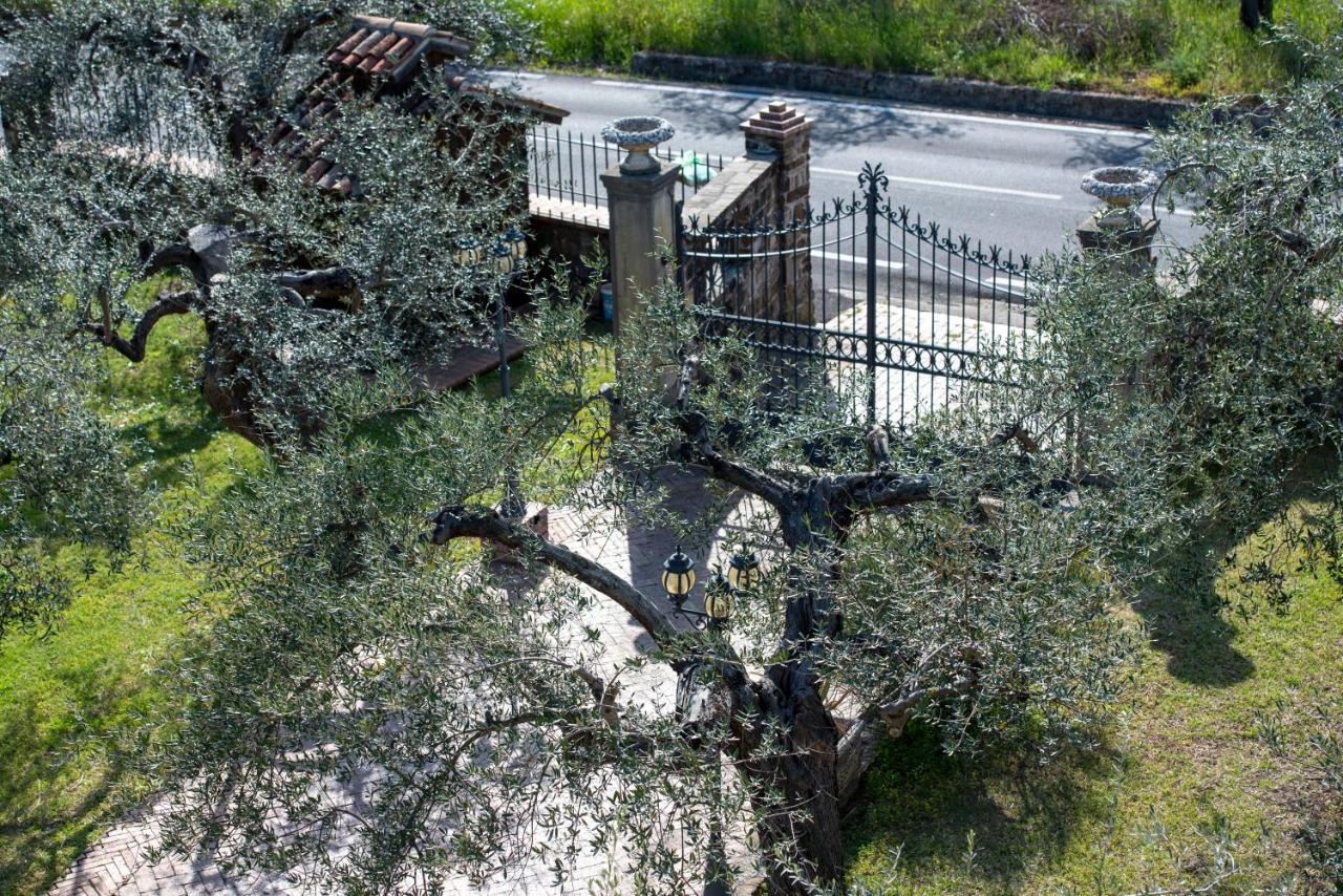 La Ginestra Otel Castel San Lorenzo Dış mekan fotoğraf