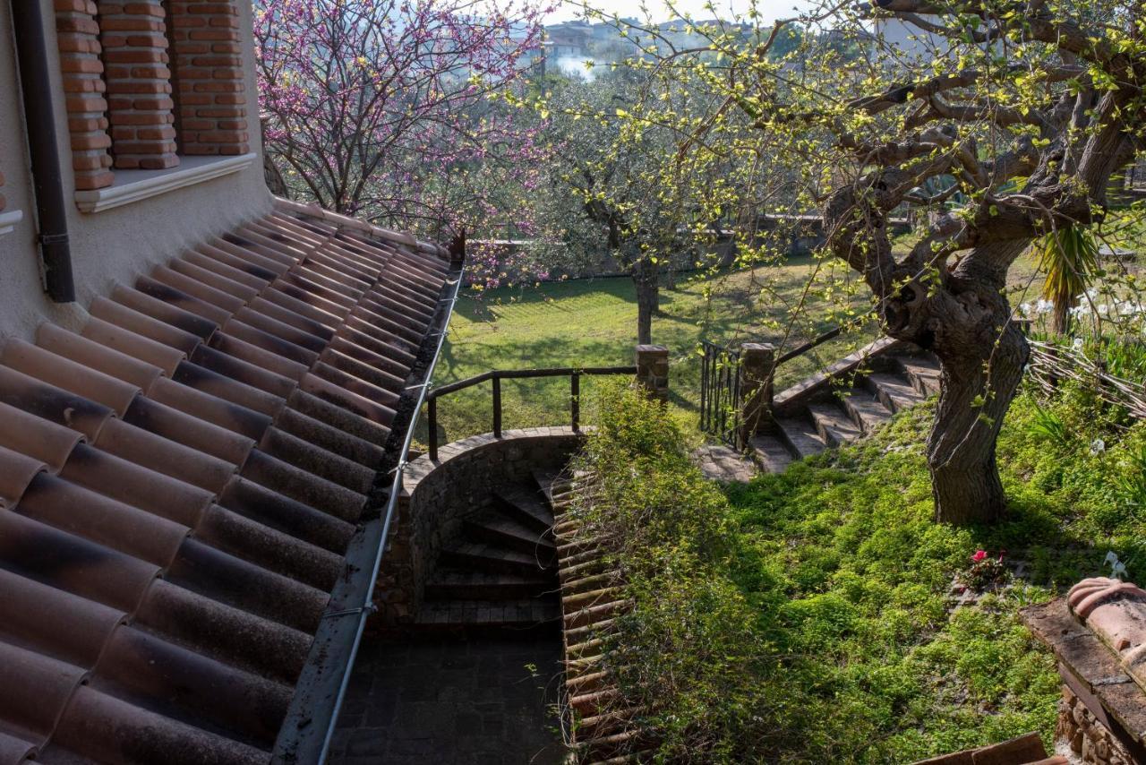 La Ginestra Otel Castel San Lorenzo Dış mekan fotoğraf