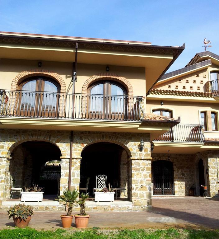 La Ginestra Otel Castel San Lorenzo Dış mekan fotoğraf